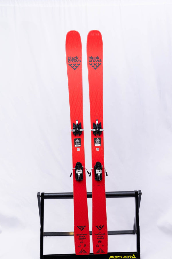 🔥 FIRE SALE '26 - SKIS 🔥