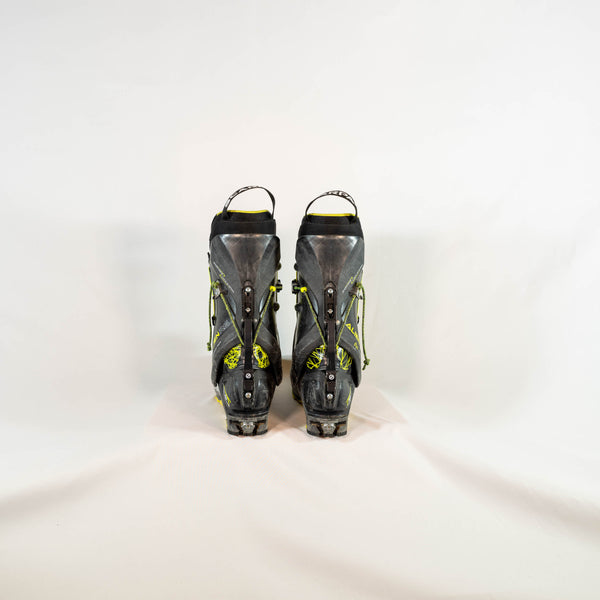 USED Scarpa Alien RS 27.0 Boots