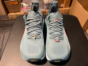 Altra Women's Olympus 5 Display Shoe for Sale - White Mountain Ski Co