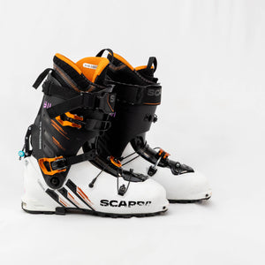 Scarpa Maestrale RS 31.0 Ski Boot 24/25 Demo Fleet #11 - White Mountain Ski Co