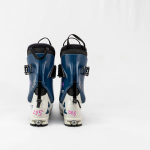 Fischer Travers TS W's 24.5 Ski Boot 24/25 Demo Fleet #14 - White Mountain Ski Co