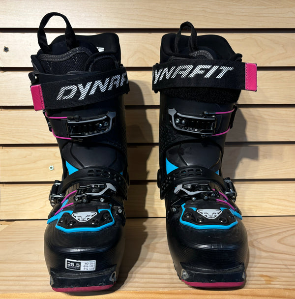 Dynafit_Womens_Radical_Ski_Boot_front