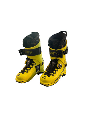 Fischer Travers CS Ski Boot 24.5 25/26 Demo #95