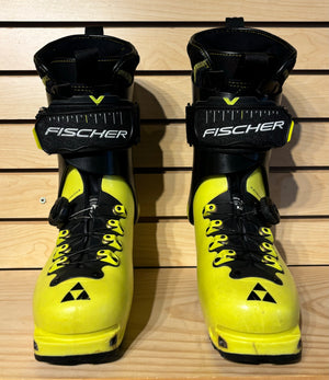 Fischer_Travers_CS_Ski_boots