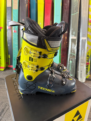 Tecnica Zero G Tour Boot size 25.5 USED