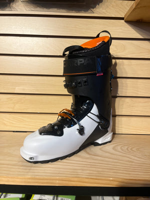 Used Maestrale RS 28.0 - White Mountain Ski Co