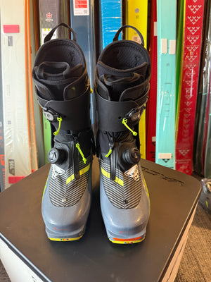 Dynafit Mezzalama Men's Boots 27.5 - USED