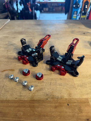 Plum Pekye Toe Piece - USED - White Mountain Ski Co