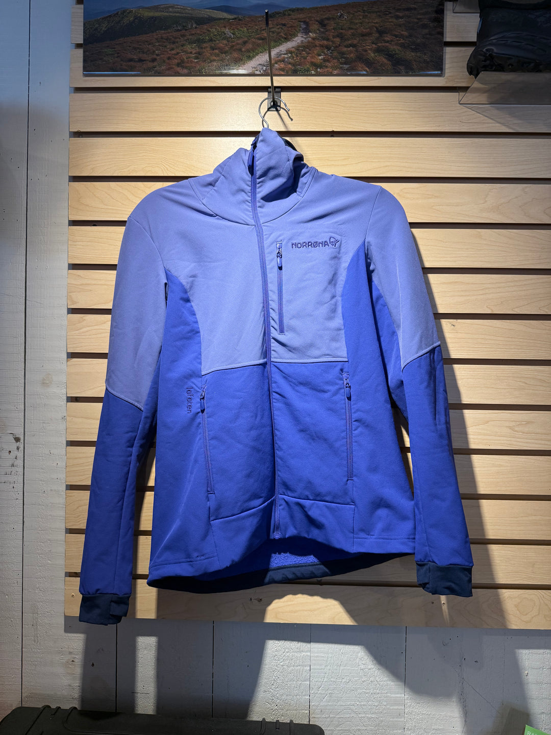 Norrona Women's Lofoten Soft Shell Jacket Small - USED - White Mountain Ski Co