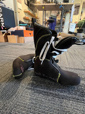 Barely Lightly Used 24.5 Travers Liners - White Mountain Ski Co