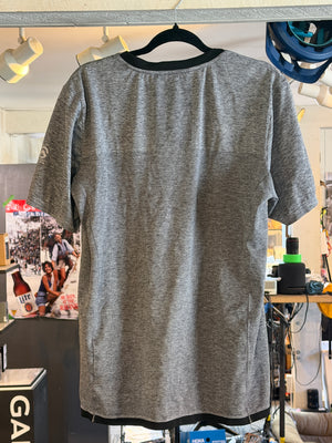 The North Face Summit Series - Performance Tee - Gray - Large - Used