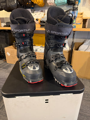 La Sportiva Vega 27.5 - Used - (C56) - White Mountain Ski Co
