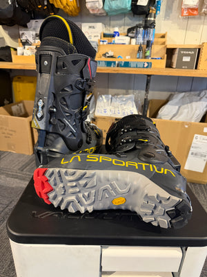 La Sportiva Vega 27.5 - Used - (C56) - White Mountain Ski Co