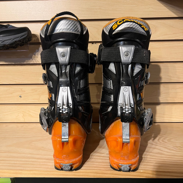 Scarpa_MaestraleRS_Ski_Boot_walk_mech