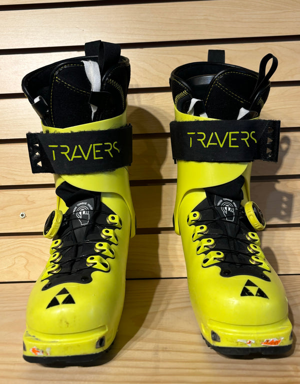 Used_Fischer_Travers_CS_Ski_Boots