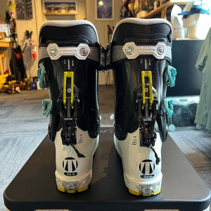 Zero_G_Tour_W_Ski_Boot_Demo82_Rear