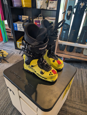 Fischer Transalp Pro 22.5 Ski Boot 25/26 Demo Fleet #81 - White Mountain Ski Co