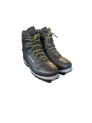 Fischer BCX Grand Tour Waterproof Boot - EU 44 - Repaired Eyelet