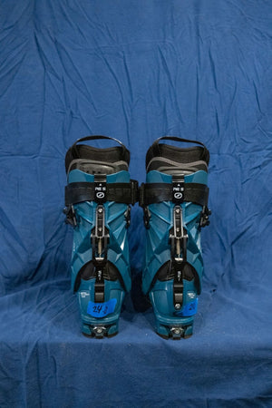 Scarpa F1 GT W 24.0 Ski Boots - White Mountain Ski Co